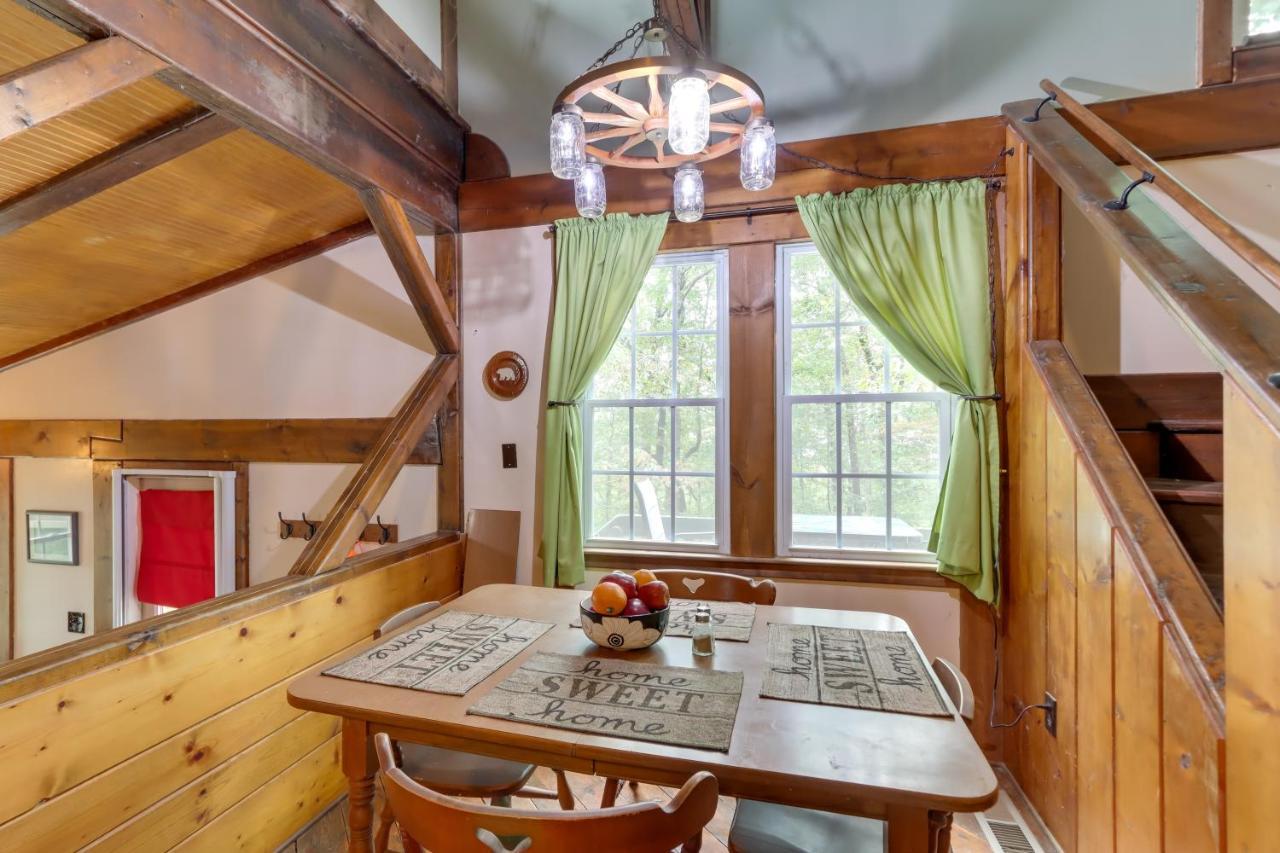 Mountaintop Ellijay Cabin With Private Hot Tub Exterior foto
