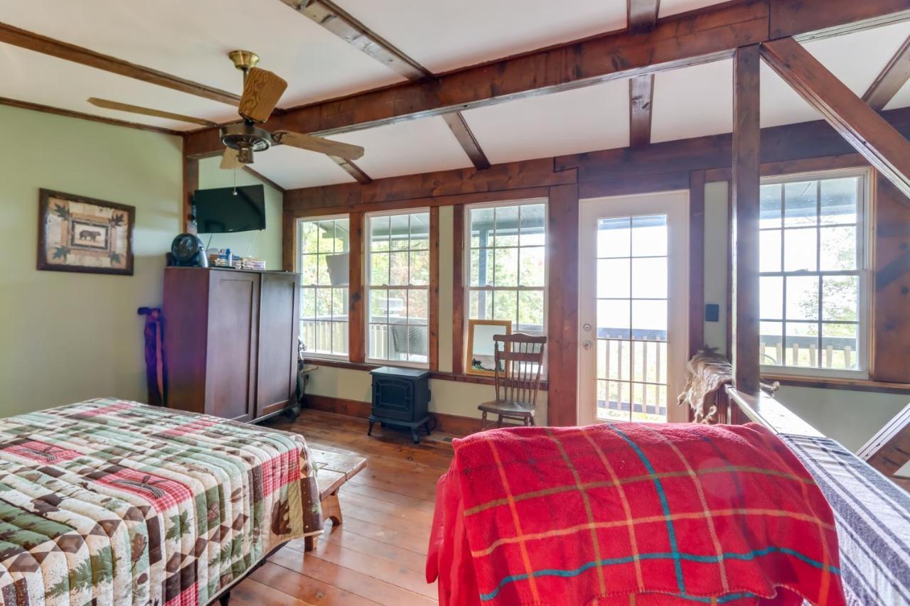 Mountaintop Ellijay Cabin With Private Hot Tub Exterior foto